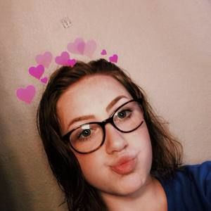 Meet your Posher, Tabitha